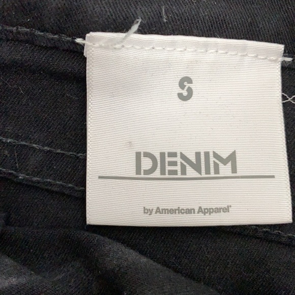 American Apparel black denim mini skirt - Picture 2 of 3